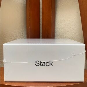 🔹Stack..new approach to vitamins..new sealed package…